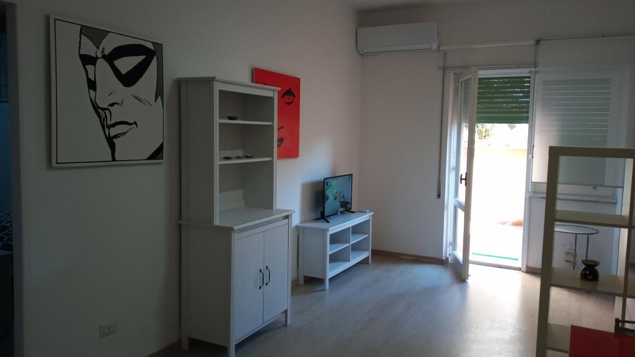 Giordiehouse2 لاتينا المظهر الخارجي الصورة