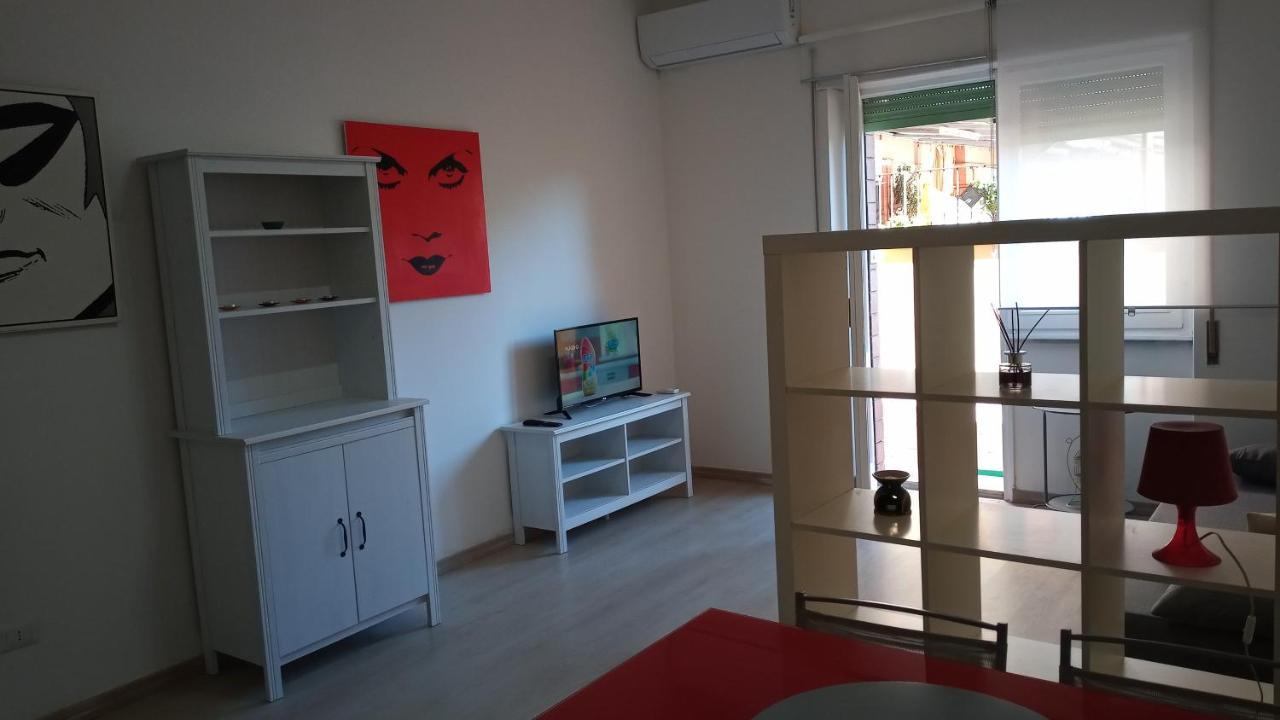 Giordiehouse2 لاتينا المظهر الخارجي الصورة