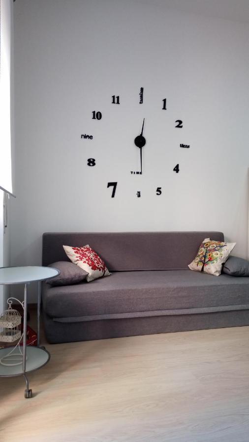 Giordiehouse2 لاتينا المظهر الخارجي الصورة