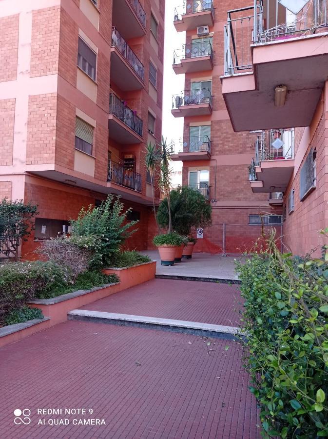 Giordiehouse2 لاتينا المظهر الخارجي الصورة