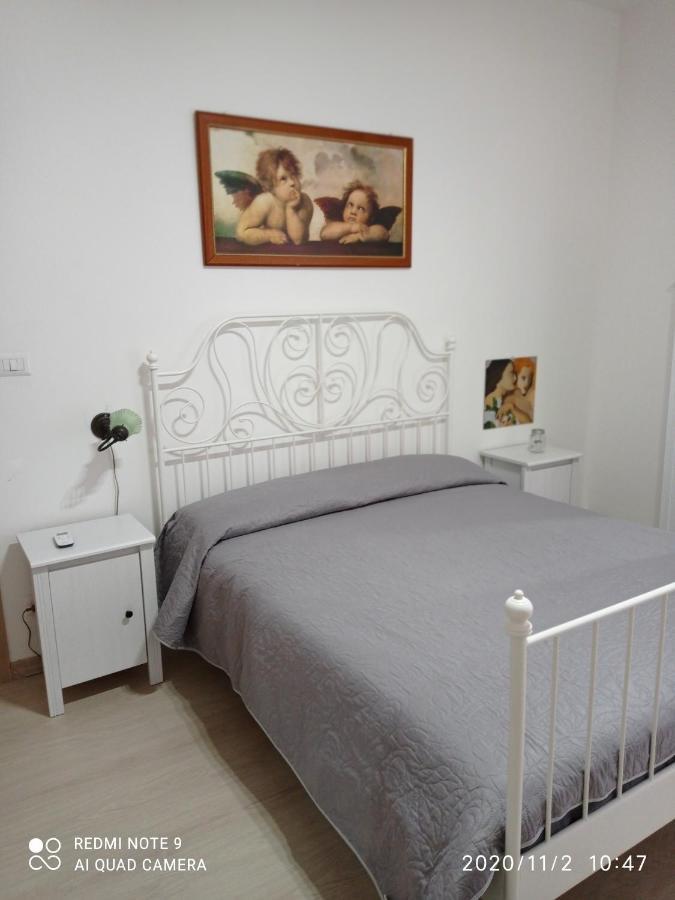 Giordiehouse2 لاتينا المظهر الخارجي الصورة